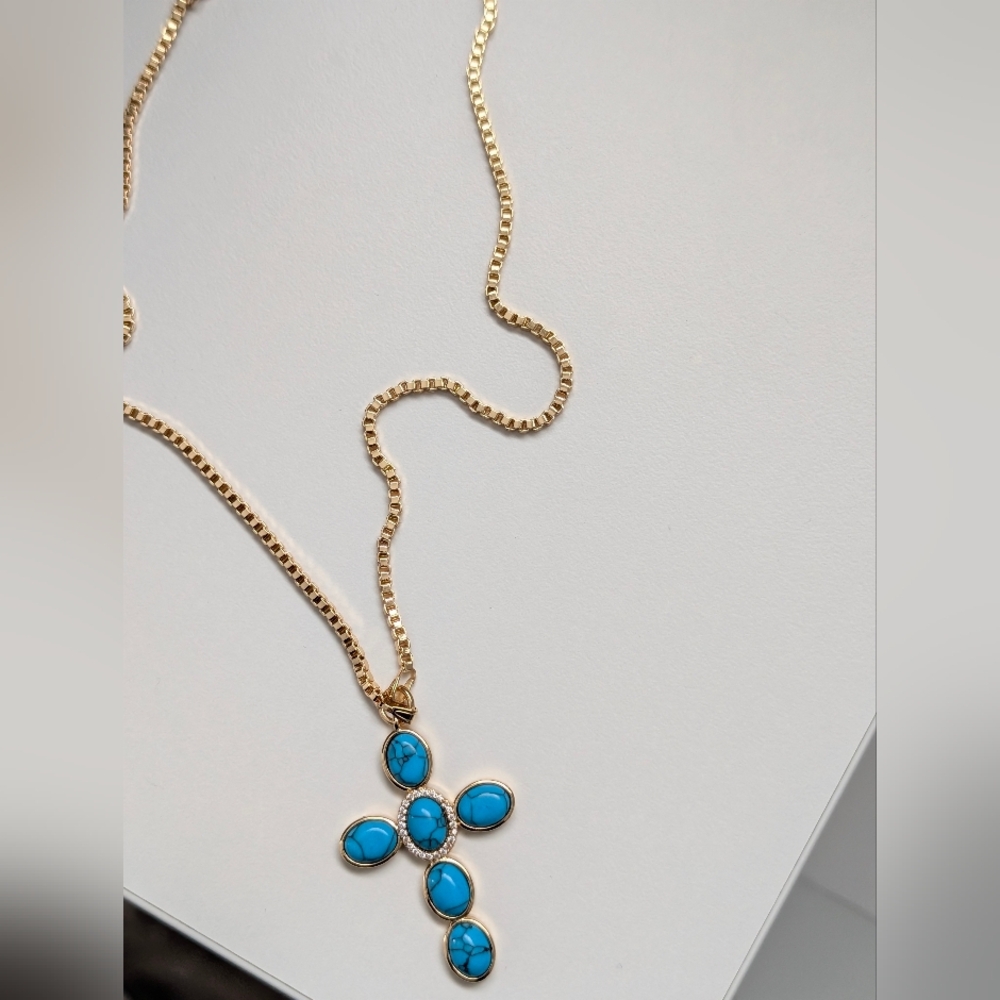 18K Gold Plated Turquoise Pendant Necklace